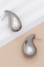 DROPLET EARRINGS